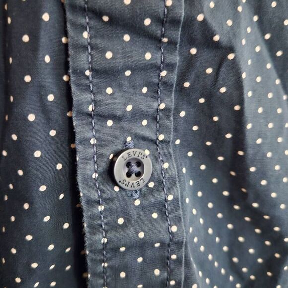 Levi's Modern Fit Button Down Shirt - Picture 4 of 9